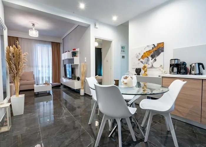Neo Irakleio Train St. 1 Bedrm 4 Pers. Apartment