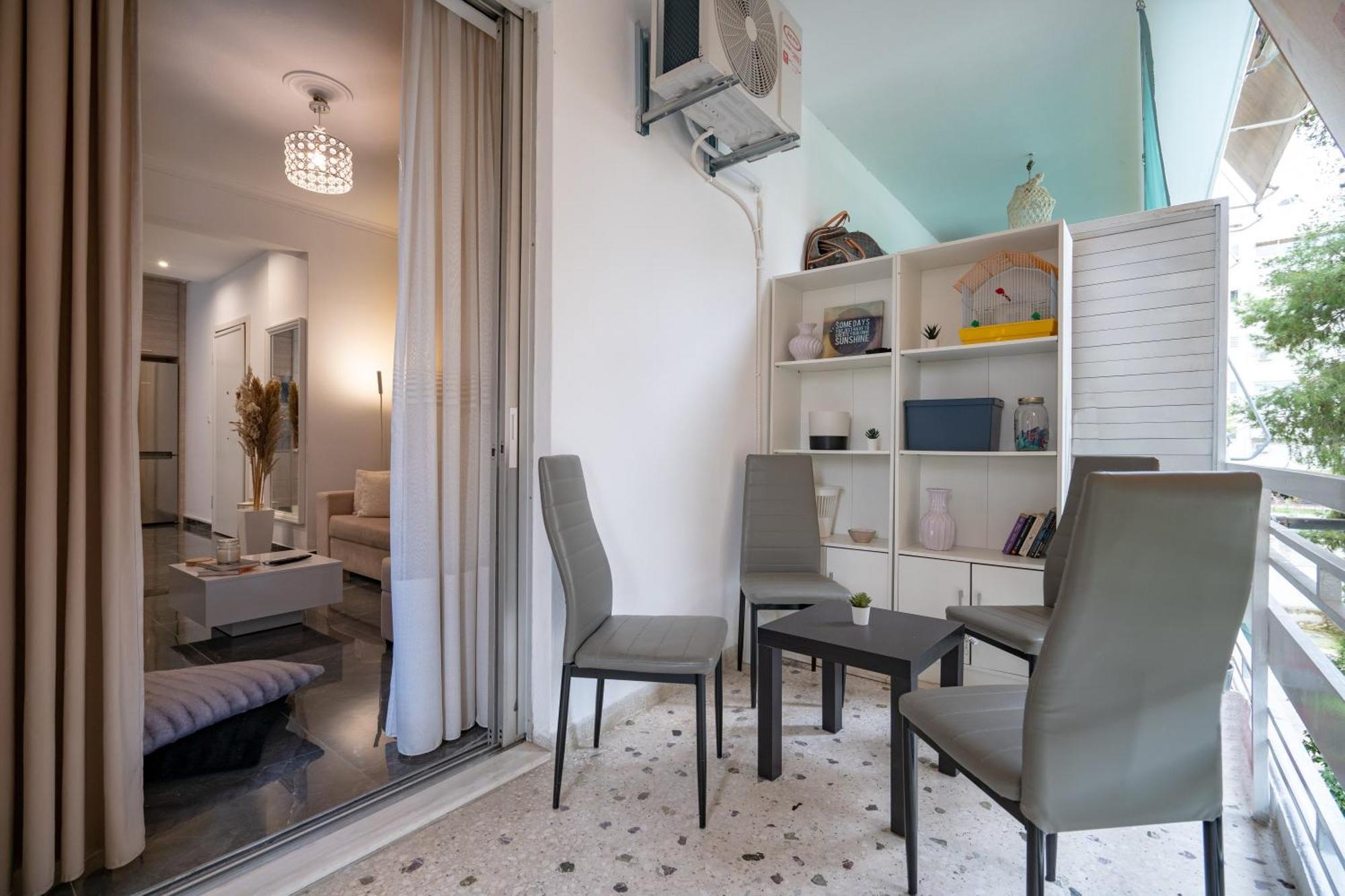 Neo Irakleio Train St. 1 Bedrm 4 Pers. Apartment *